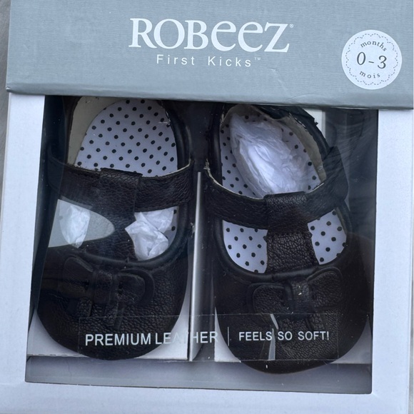 Robeez - Learn To Walk -Soft Soles - Picture 1 of 2